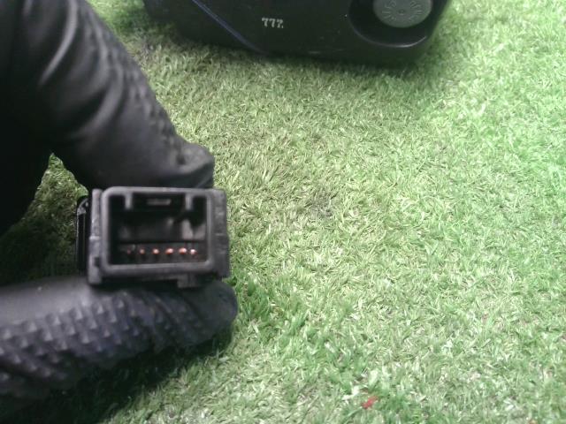 【中古】ハイゼット EBD-S510P 作業灯　荷台　ランプ　 84260-B5030 自社品番250602 W19