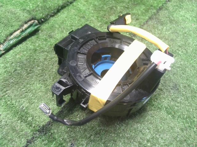 【中古】ハイゼット EBD-S510P スパイラルケーブル 84306-B2080 自社品番250602 W19