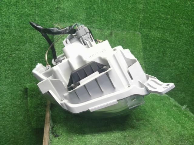 【中古】ミラココア DBA-L675S 左ヘッドランプ ヘッドランプ 81150-B2860 自社品番250605 R65