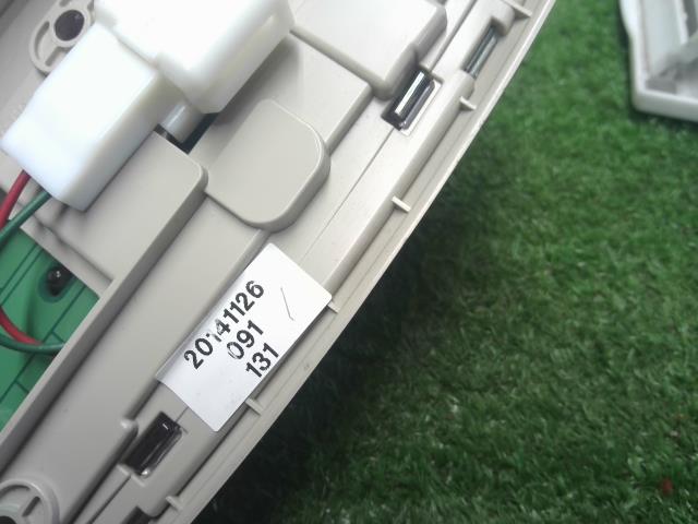 【中古】ミラココア DBA-L675S ルームランプ 81240-B2150 自社品番250605 R65