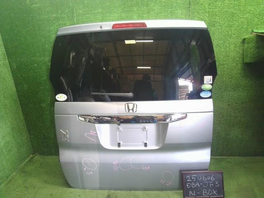 【中古】Ｎ－ＢＯＸ DBA-JF3 バックドア テールゲート リアハッチ  自社品番250606 NH830M