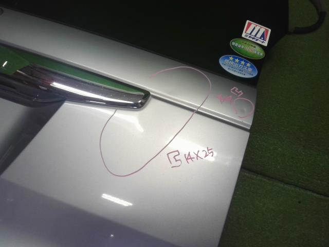 【中古】Ｎ－ＢＯＸ DBA-JF3 バックドア テールゲート リアハッチ  自社品番250606 NH830M