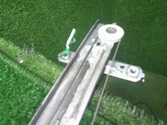 【中古】オデッセイ DBA-RC1 右 リア ドアレギュレータ・モーター  自社品番250612 NH731P