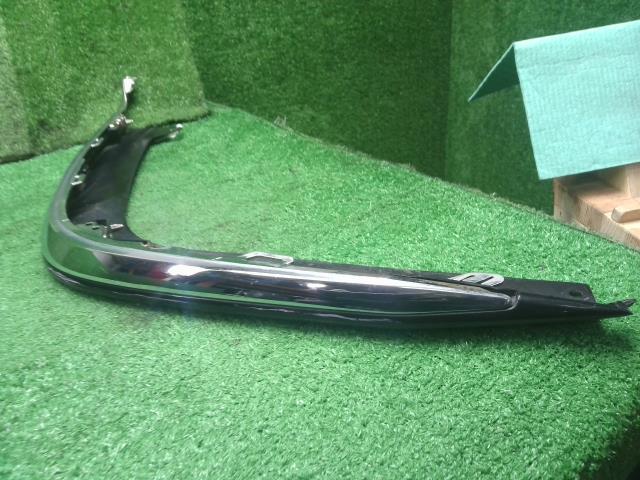 【中古】オデッセイ DBA-RC1 リバンパー用 モール メッキ  自社品番250612 NH731P