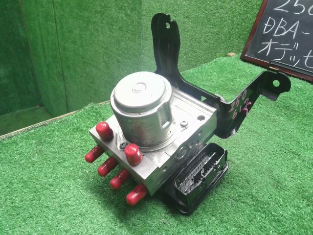 【中古】オデッセイ DBA-RC1 ＡＢＳアクチュエーター  自社品番250612 NH731P