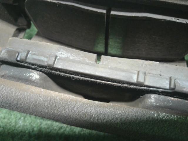 【中古】オデッセイ DBA-RC1 右フロント　ブレーキ　キャリパー  自社品番250612 NH731P