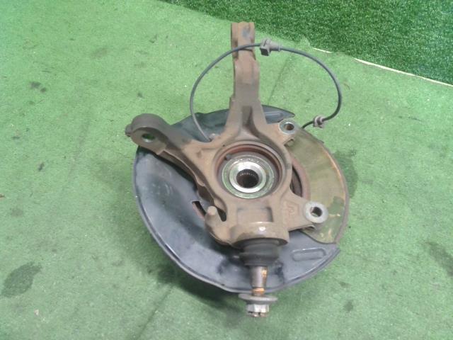 【中古】オデッセイ DBA-RC1 左 フロント ナックル　ハブ  自社品番250612 NH731P