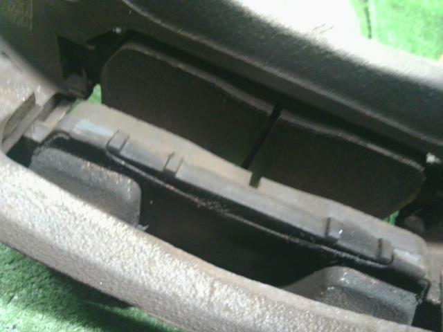 【中古】オデッセイ DBA-RC1 左 フロント　ブレーキ　キャリパー  自社品番250612 NH731P