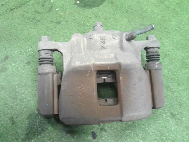 【中古】オデッセイ DBA-RC1 左 フロント　ブレーキ　キャリパー  自社品番250612 NH731P