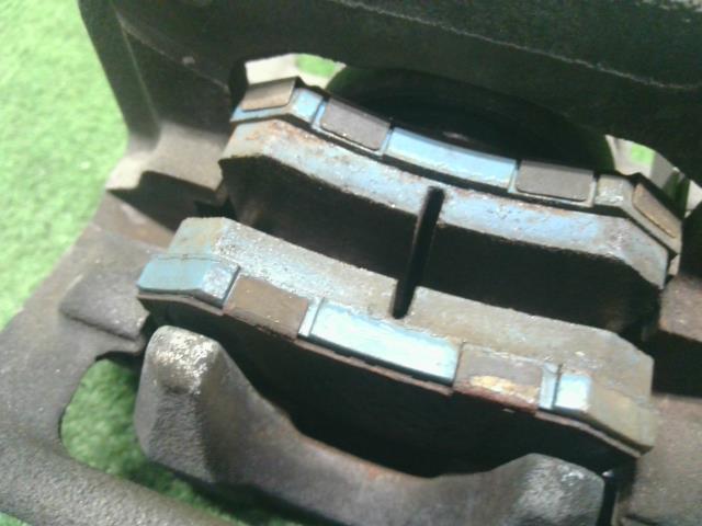 【中古】オデッセイ DBA-RC1 右　リア　ブレーキ　キャリパー  自社品番250612 NH731P