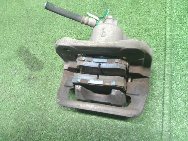 【中古】オデッセイ DBA-RC1 右　リア　ブレーキ　キャリパー  自社品番250612 NH731P