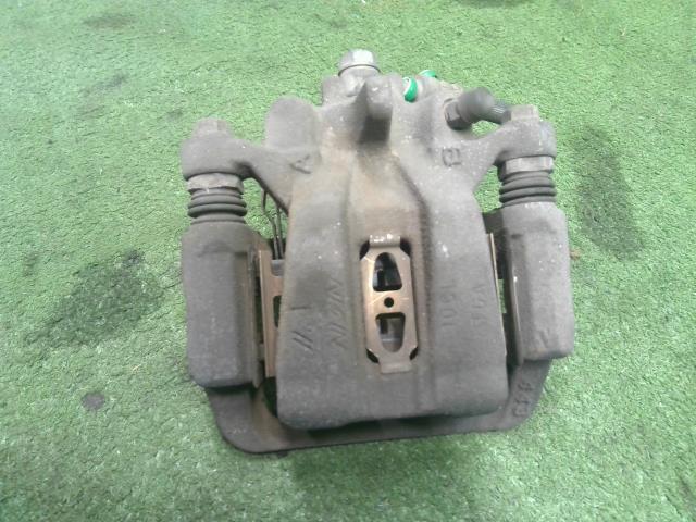 【中古】オデッセイ DBA-RC1 右　リア　ブレーキ　キャリパー  自社品番250612 NH731P