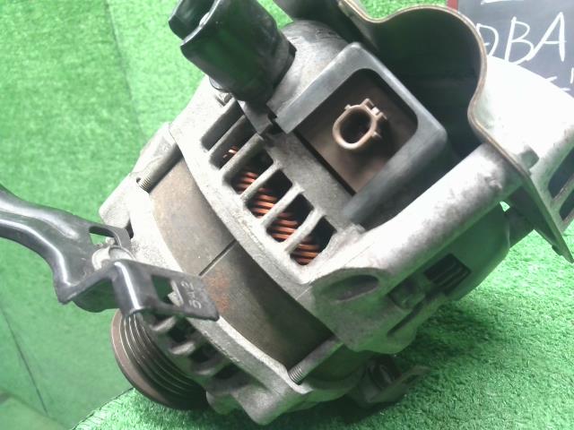 【中古】オデッセイ DBA-RC1 オルタネーター  自社品番250612 NH731P