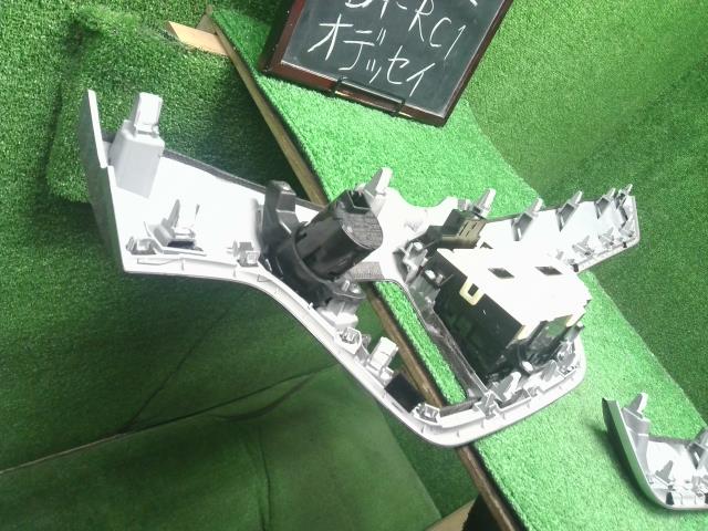 【中古】オデッセイ DBA-RC1 Ａ／Ｃスイッチパネル　エアコンスイッチ  自社品番250612 NH731P