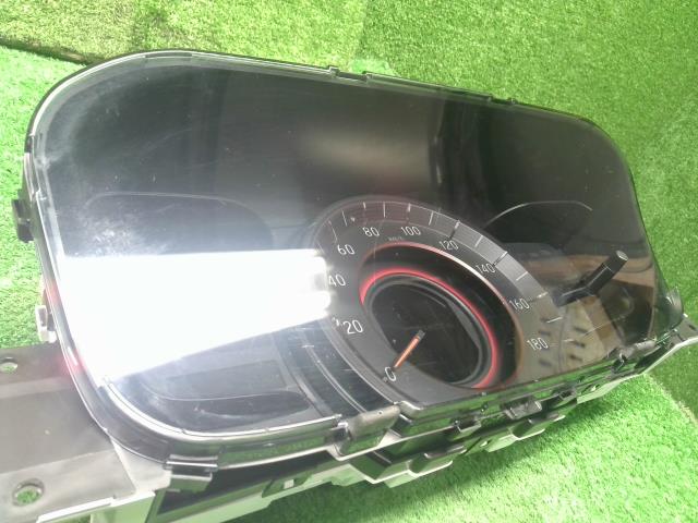 【中古】オデッセイ DBA-RC1 スピードメーター  自社品番250612 NH731P