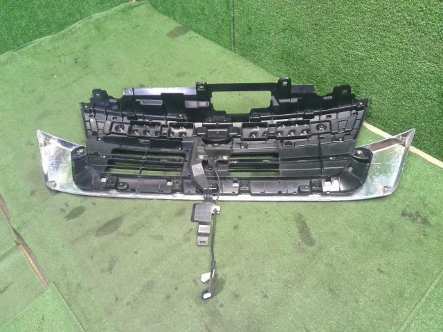 【中古】デイズルークス DBA-B21A ラジエータグリル  自社品番250613 SLN/W13