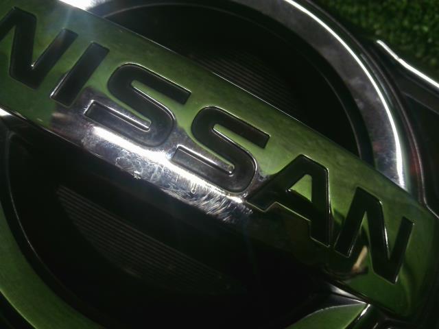 【中古】デイズルークス DBA-B21A ラジエータグリル  自社品番250613 SLN/W13