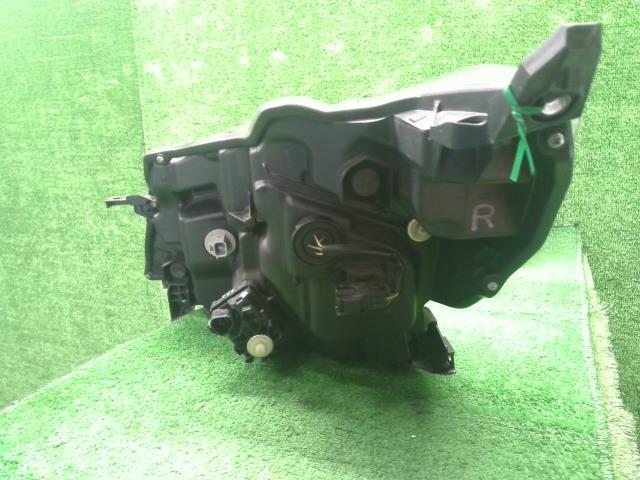 【中古】デイズルークス DBA-B21A 右ヘッドランプ ヘッドライト 自社品番250613 SLN/W13