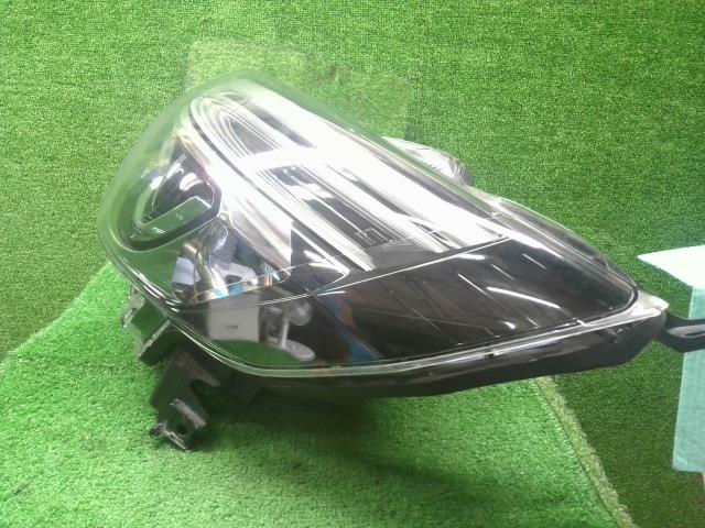 【中古】デイズルークス DBA-B21A 左ヘッドランプ ヘッドライト  自社品番250613 SLN/W13