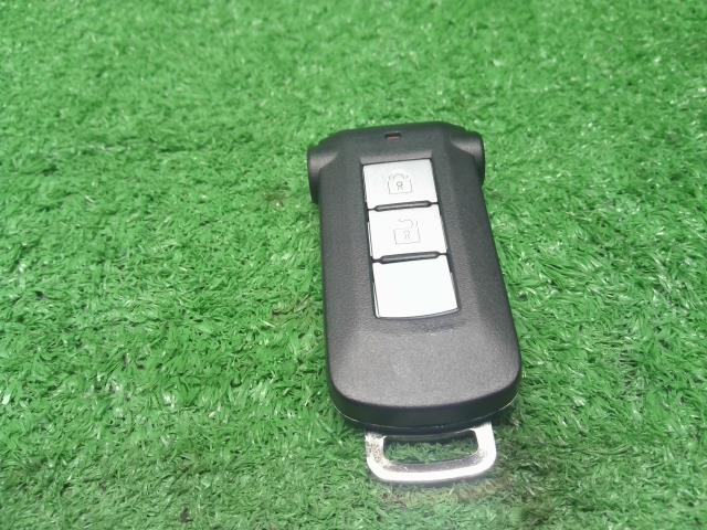 【中古】デイズルークス DBA-B21A キーレスリモコン  自社品番250613 SLN/W13