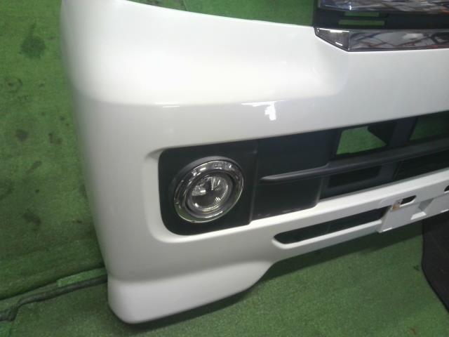 【中古】ハイゼットアトレ ABA-S331G フロント バンパー フォグランプ 付 52101-B5010-A1 自社品番250614 W24