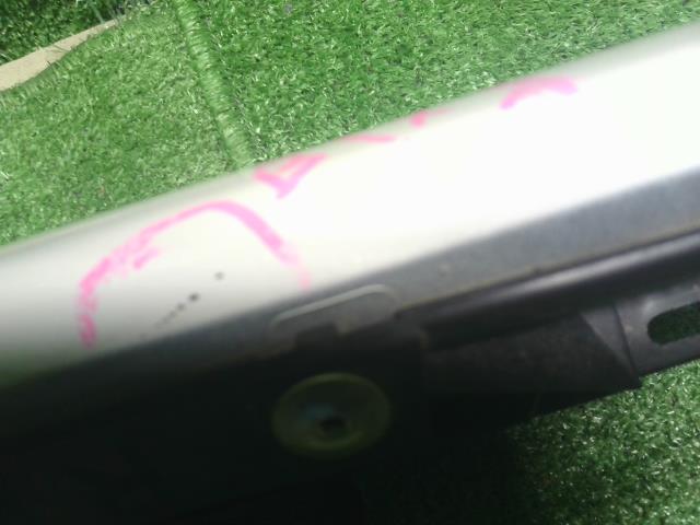 【中古】ハイゼットアトレ ABA-S331G 右サイドステップ サイドスポイラー 75850-B5020-A1 自社品番250614 W24