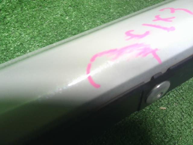 【中古】ハイゼットアトレ ABA-S331G 右サイドステップ サイドスポイラー 75850-B5020-A1 自社品番250614 W24