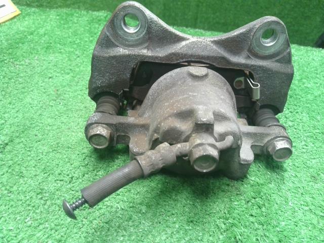 【中古】ハイゼットアトレ ABA-S331G 左Fフロント　ブレーキ　キャリパー 47750-B5040 自社品番250614 W24