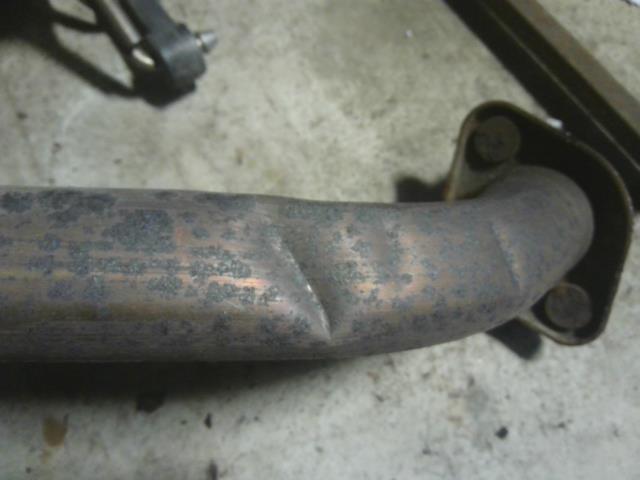 【中古】ノート DBA-E11 Ｒマフラー リアマフラー 20100-1U625 自社品番250615 K21