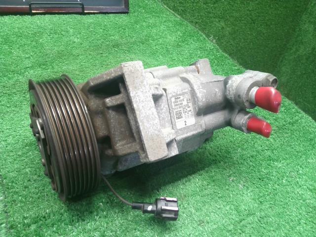 【中古】ノート DBA-E11 Ａ／Ｃコンプレッサー エアコンコンプレッサー 92600-ED07B 自社品番250615 K21