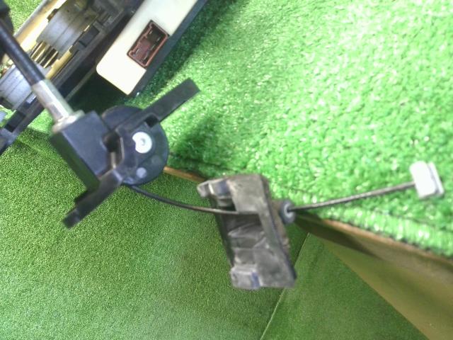 【中古】モビリオ DBA-GB2 右パワースライドドアモーター 72061-SCC-912 自社品番250616 NH701M