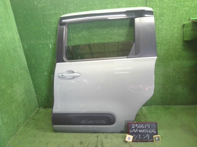【中古】シエンタ 6AA-MXPL10G 左　リア　スライド　ドア  自社品番250617 6X3
