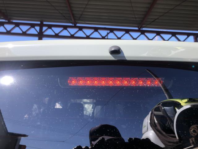 【中古】シエンタ 6AA-MXPL10G ハイマウントストップランプ  自社品番250617 6X3