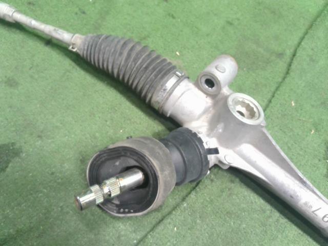 【中古】シエンタ 6AA-MXPL10G ステアリングギアボックス ラック 自社品番250617 6X3