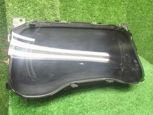 【中古】シエンタ 6AA-MXPL10G スピードメーター  自社品番250617 6X3