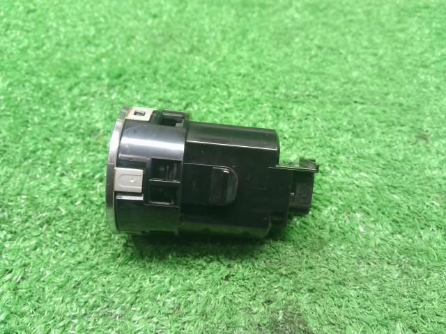【中古】シエンタ 6AA-MXPL10G イグニッションスイッチ スターター スイッチ  自社品番250617 6X3