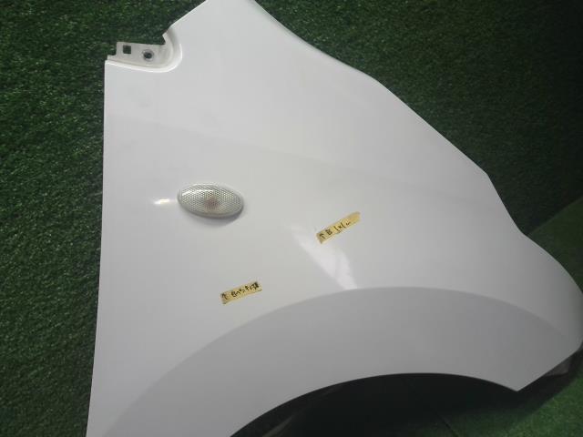 【中古】ワゴンＲ DBA-MH23S 右 フロント フェンダー 57611-70K00 自社品番250619 26U