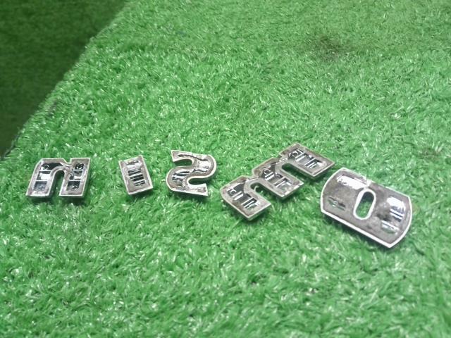 【中古】Nismo ノート  DBA-E12 ニスモ エンブレム 62890-1A92B 自社品番250620 QAB
