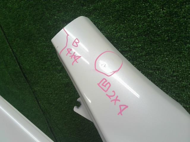 【中古】ノート DBA-E12 右 フロント フェンダー F3100-5VAMA 自社品番250620 QAB