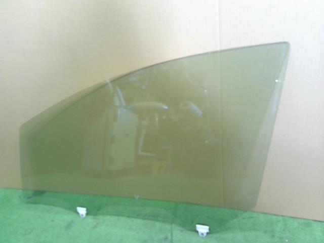 【中古】Nismo ノート DBA-E12 左 フロント ドアガラス 80301-3VA0B 自社品番250620 QAB