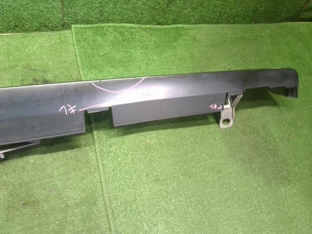 【中古】Nismo ニスモ ノート DBA-E12 右 サイドステップ サイドスポイラー 76850-1A92A 自社品番250620 QAB