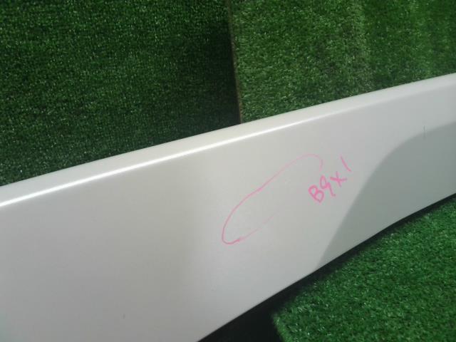 【中古】Nismo ニスモ ノート DBA-E12 リア スポイラー バックドア 用 96032-1A92A 自社品番250620 QAB