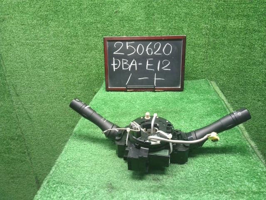 【中古】ノート DBA-E12 ディマースイッチ 25560-1EP0E 自社品番250620 QAB