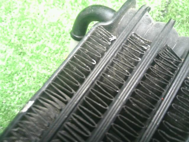 【中古】ジムニー ABA-JB23W オイルクーラー 24921-81A10 自社品番250622