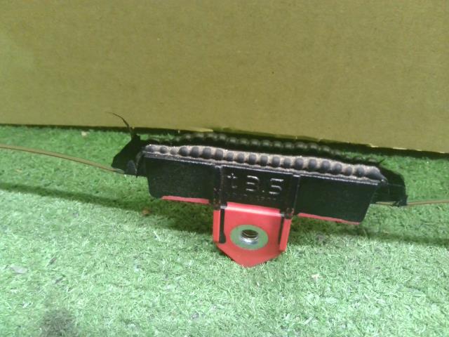 【中古】ヴィッツ DBA-NSP135 左Ｆ フロントドアガラス  自社品番250625 8T7