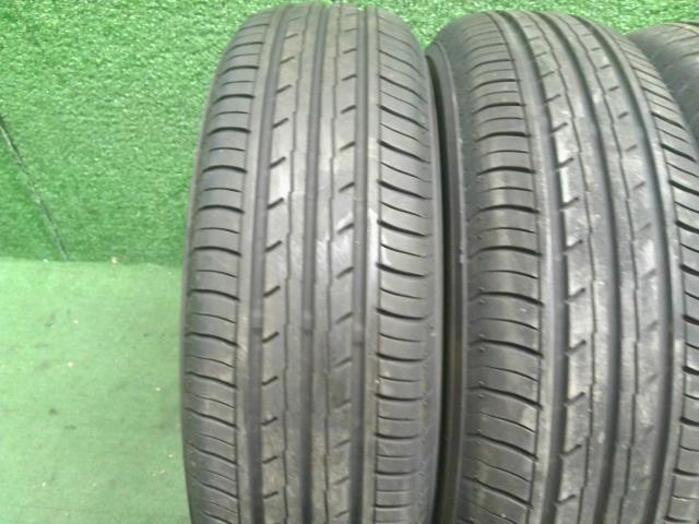 【中古】24年製 サマー  夏 タイヤ 165/70R14 YOKOHAMA BluEarth－ES　ES32 ブルーアース ヴィッツ DBA-NSP135 外し  自社品番250625 8T7