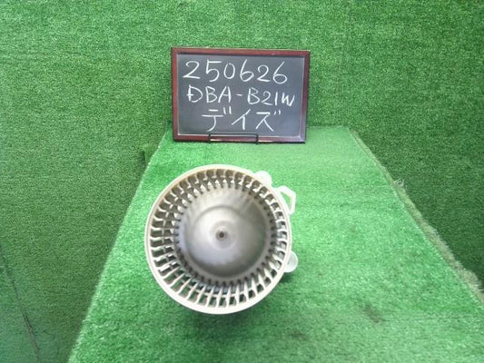 【中古】デイズ DBA-B21W ヒーターブロアモーター  自社品番250626 SLN/W13