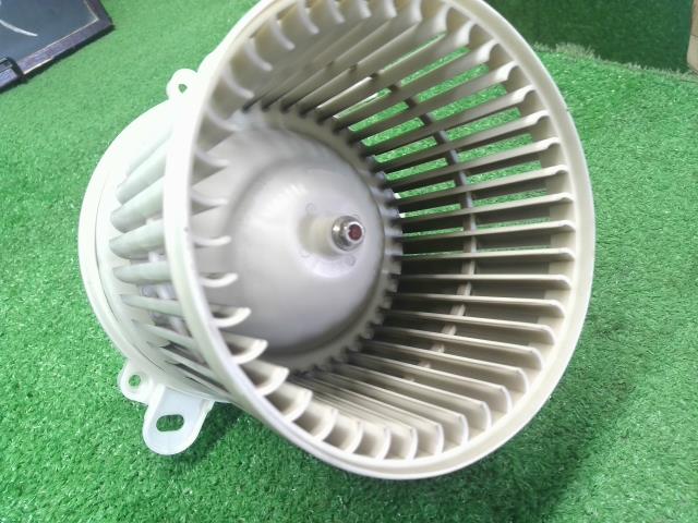 【中古】デイズ DBA-B21W ヒーターブロアモーター  自社品番250626 SLN/W13