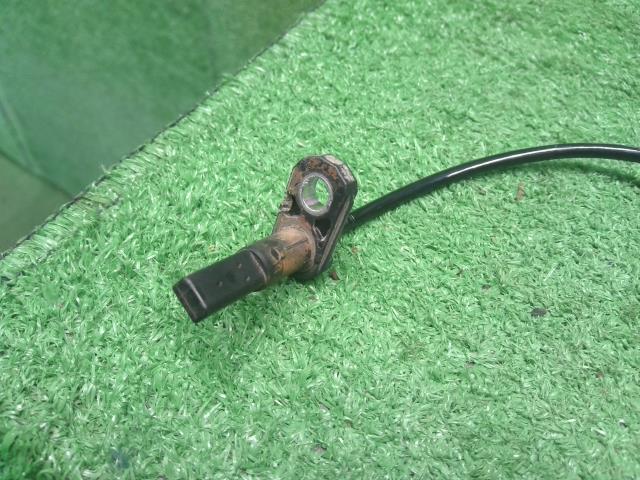 【中古】ワゴンＲ DBA-MH34S ＡＢＳセンサー 左フロント用 56220-64L00 自社品番250631 26U