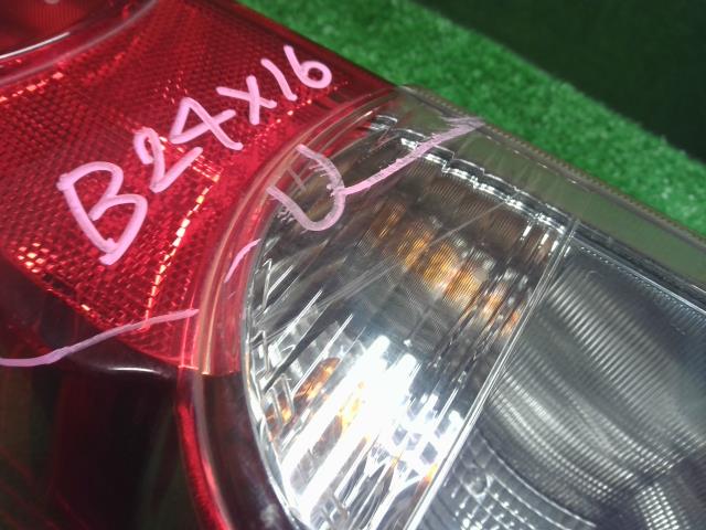 【中古】NV200バネット DBF-VM20 左テールランプ 26555-JX00A 自社品番250632 K51